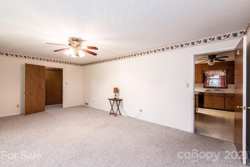 4367 Miller Bridge Road Connelly Springs, NC 28612 - Photo 17 of 46 Gallery Image 17