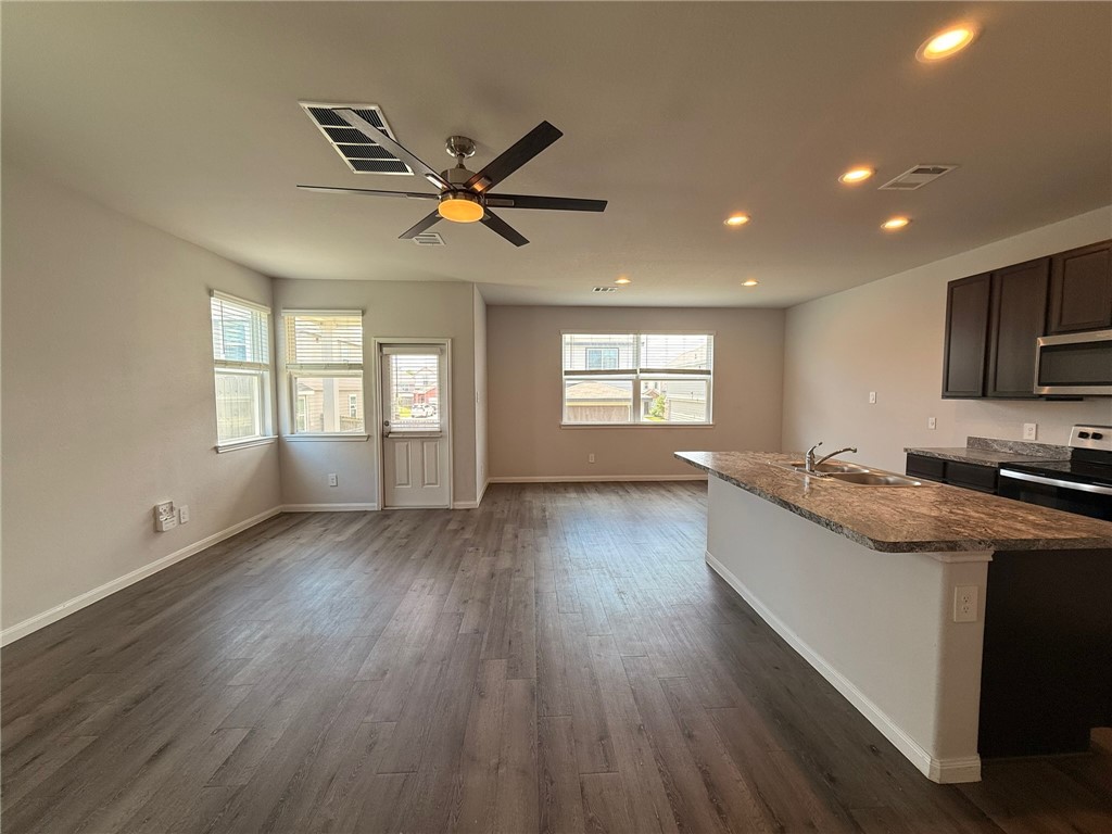 982 Rice Drive Bryan, TX 77803 - Photo 6 of 39