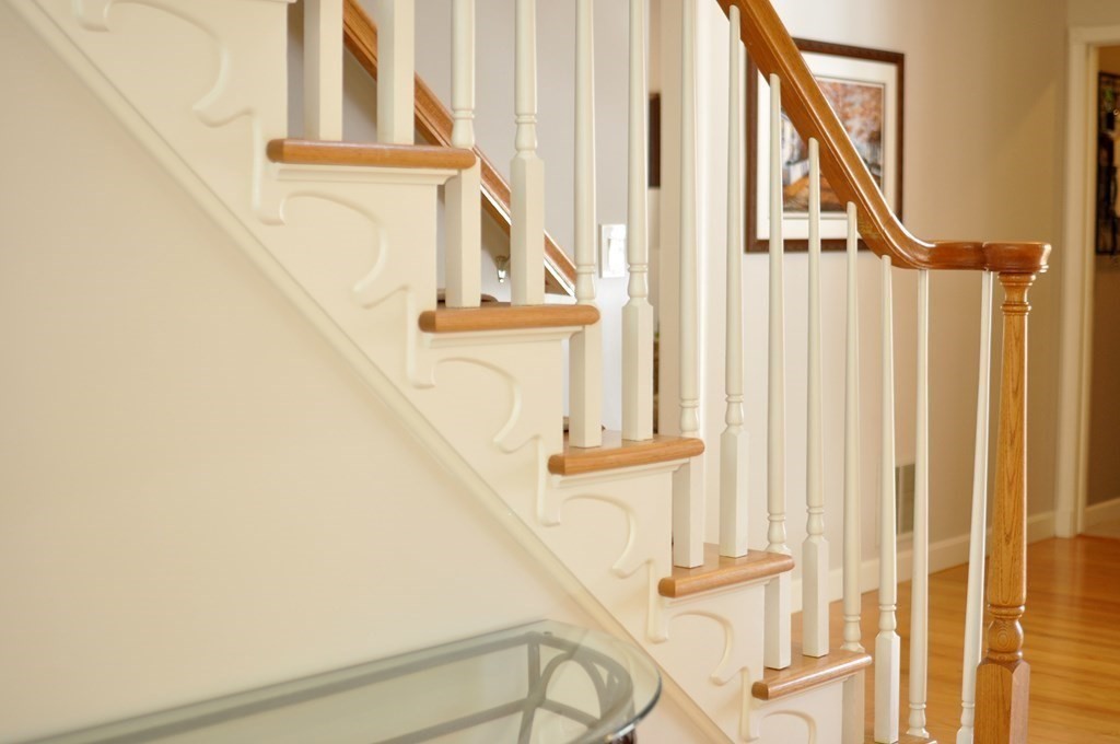 9 Arbella Road, Unit 9 Bedford, MA 01730 - Photo 4 of 35 Gallery Image 4