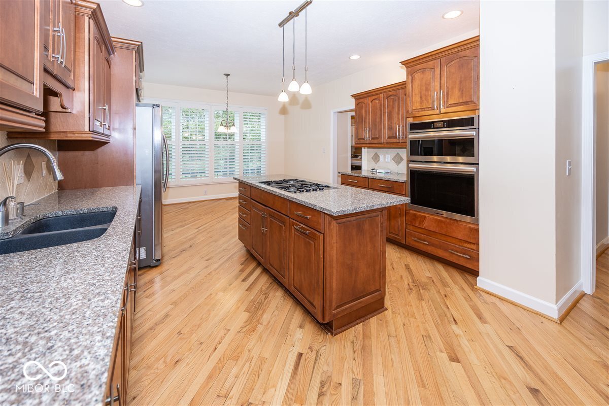 11368 Royal Circle Carmel, IN 46032 - Photo 11 of 35