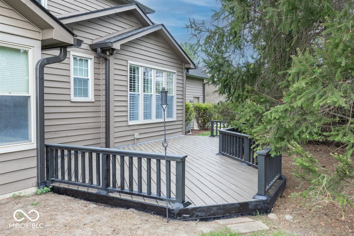 11368 Royal Circle Carmel, IN 46032 - Photo 30 of 35