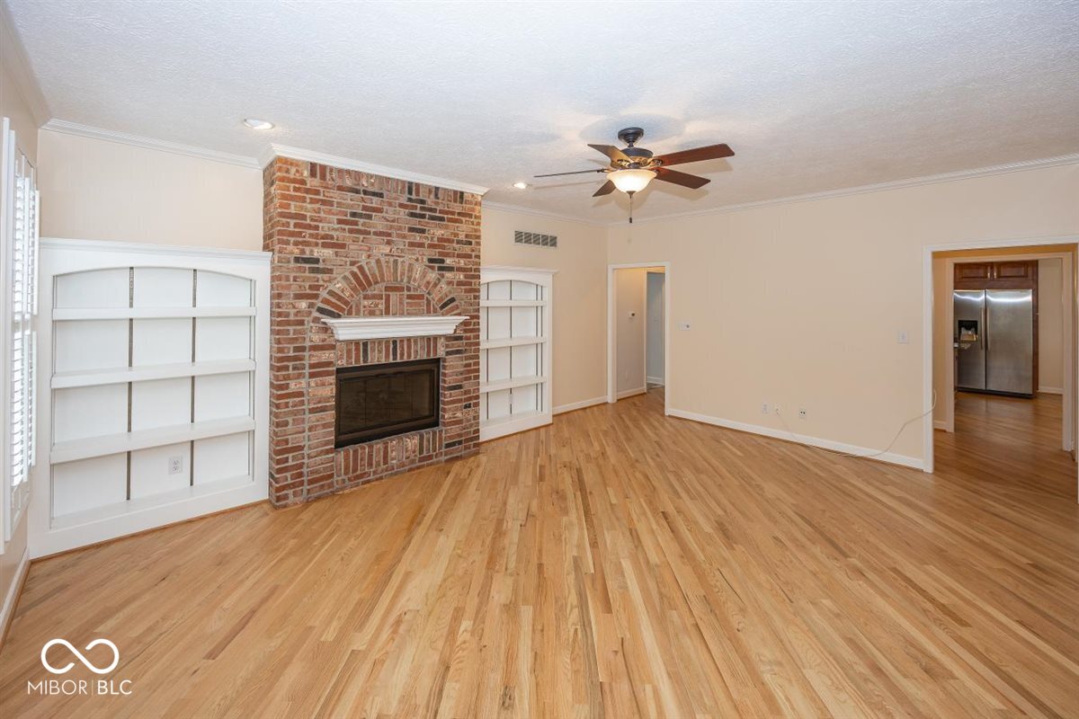 11368 Royal Circle Carmel, IN 46032 - Photo 8 of 35