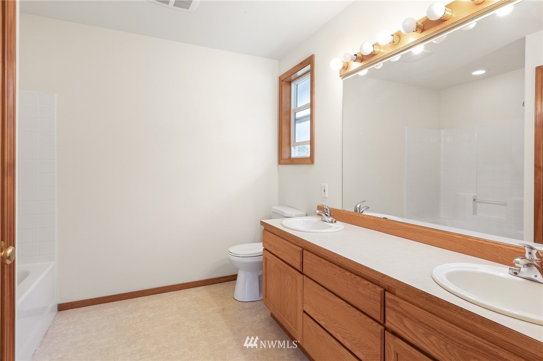 41 Ripplebrook Drive Port Angeles, WA 98362 - Photo 12 of 30 Gallery Image 12