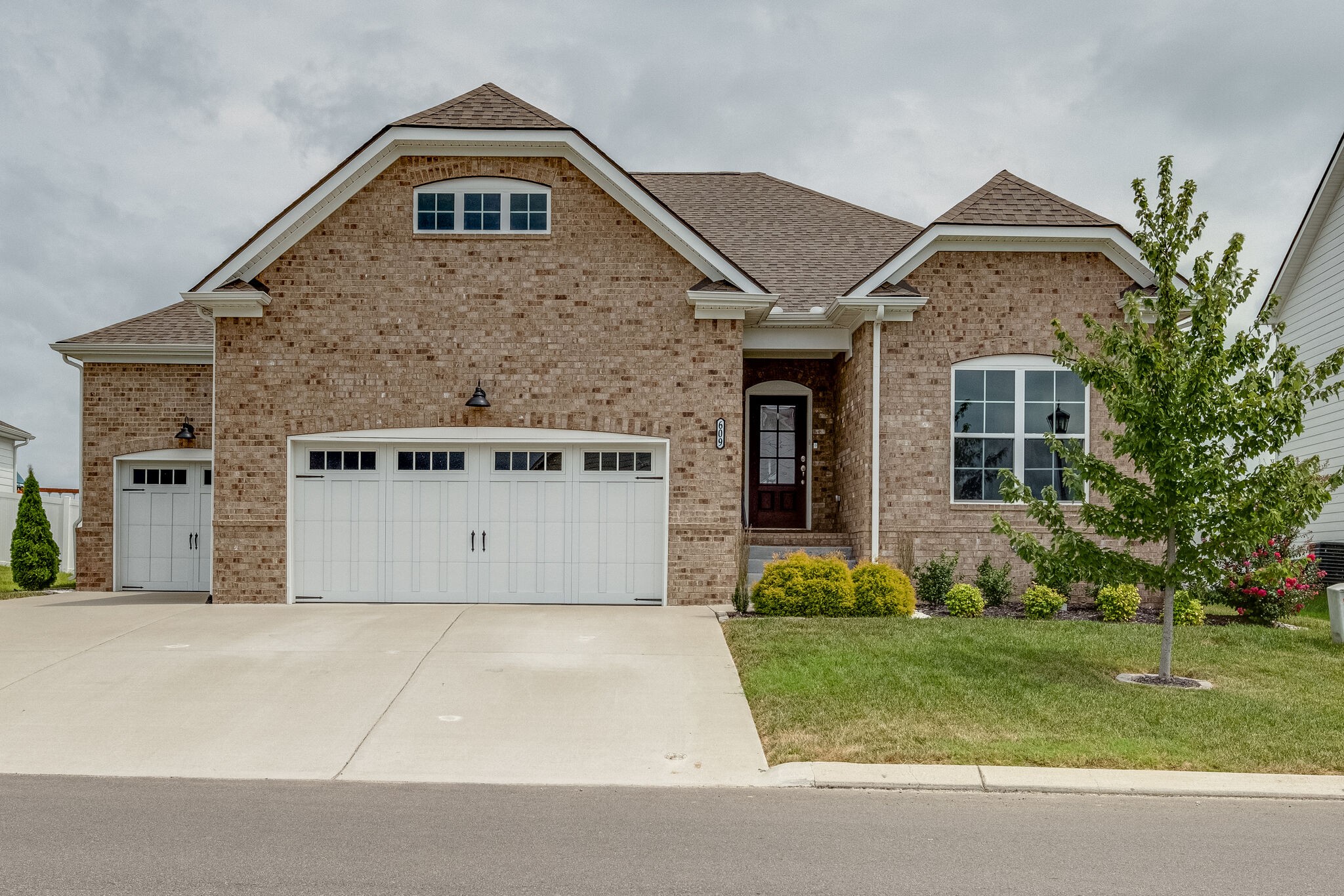 609 Castle Road Mount Juliet, TN 37122 - Photo 1 of 35 Gallery Image 1