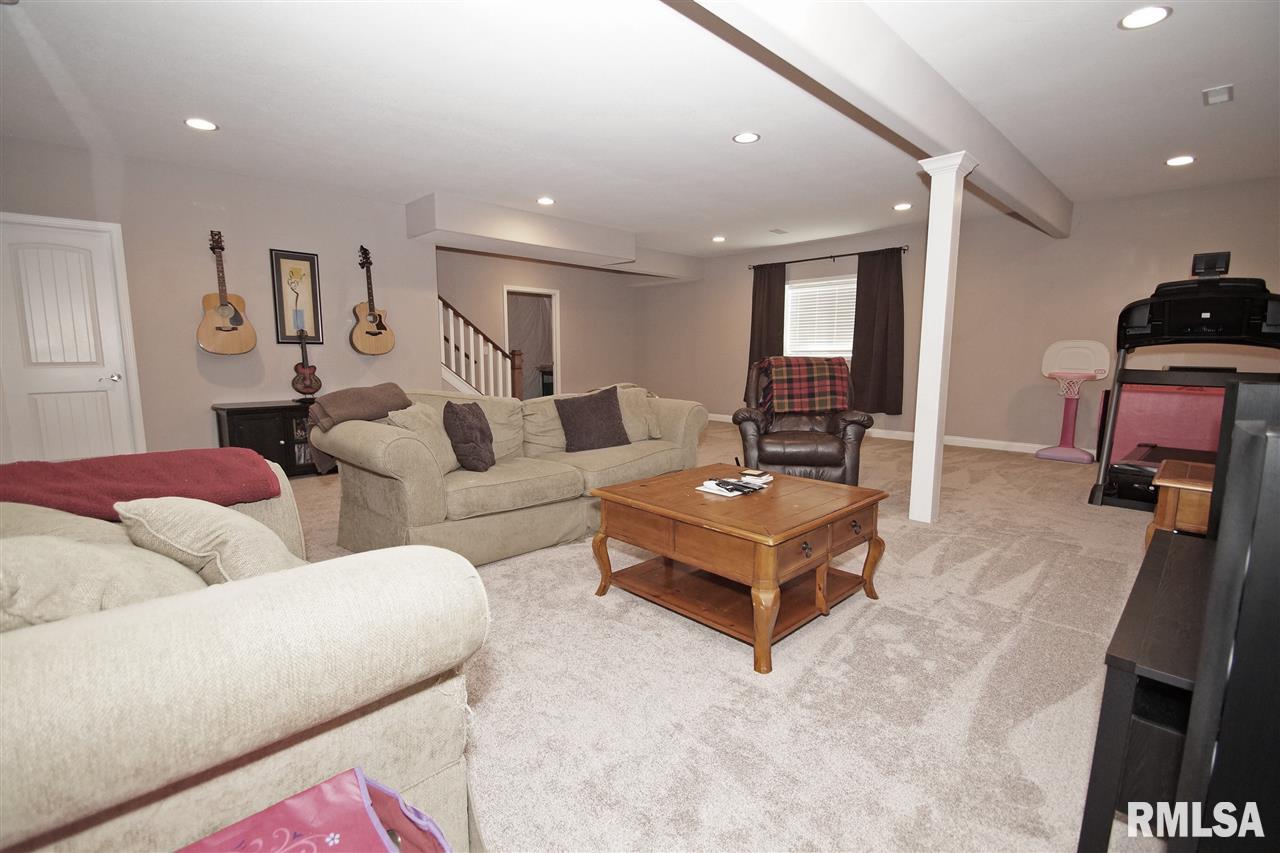 189 Yordy Road Morton, IL 61550 - Photo 20 of 30 Gallery Image 20