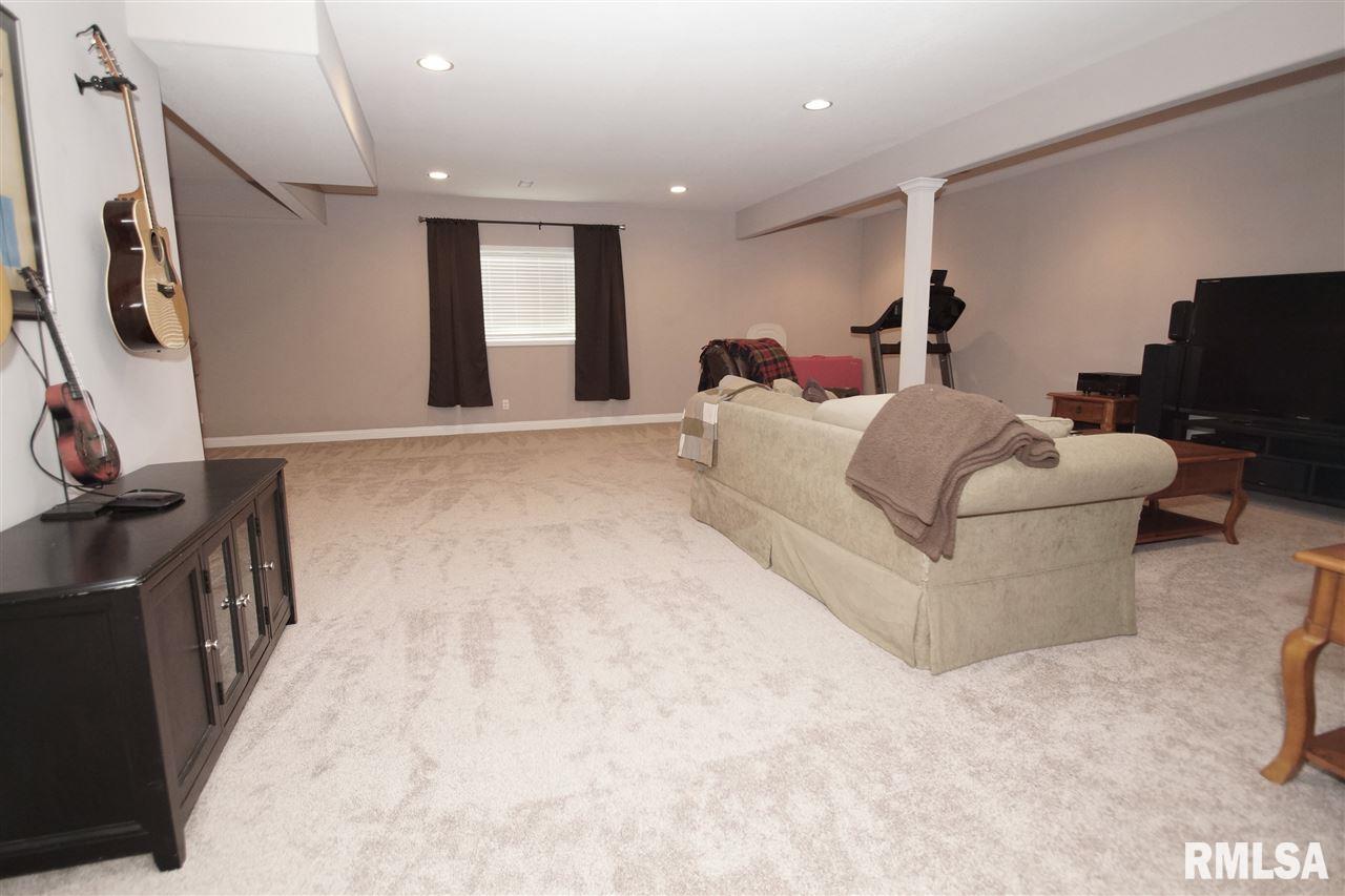 189 Yordy Road Morton, IL 61550 - Photo 22 of 30 Gallery Image 22