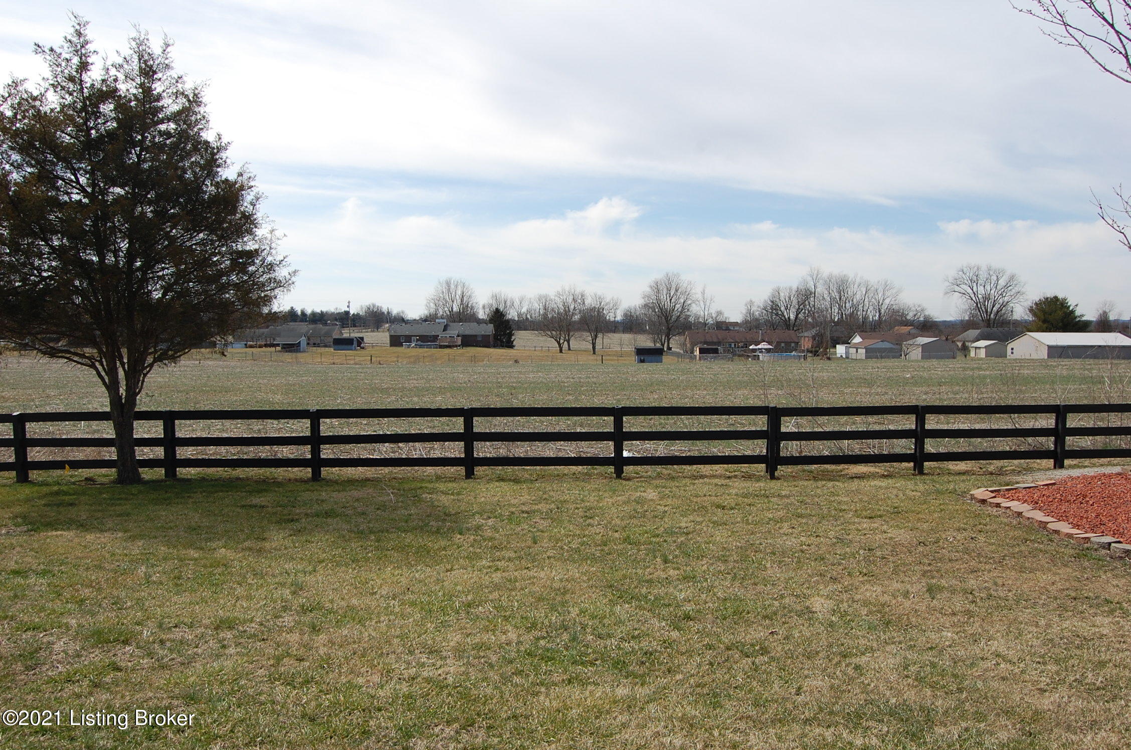 179 Rustic Way Shepherdsville, KY 40165 - Photo 28 of 29 DSC_0313