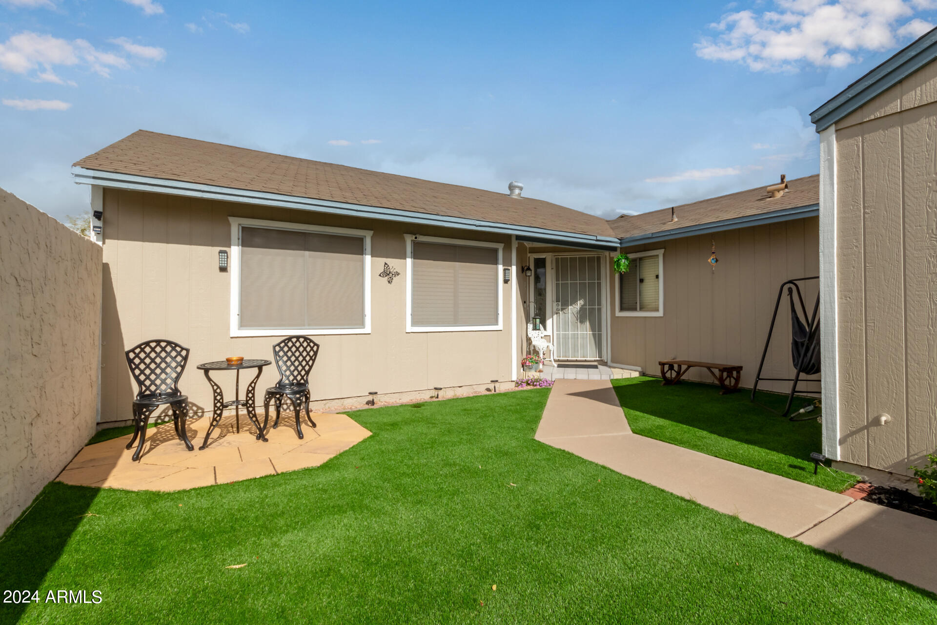 4506 East Vineyard Road Phoenix, AZ 85042 - Photo 1 of 25 35 - Vineyard
