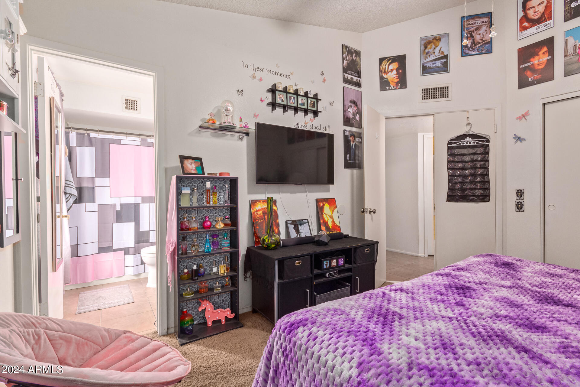 4506 East Vineyard Road Phoenix, AZ 85042 - Photo 19 of 25 23 - Vineyard