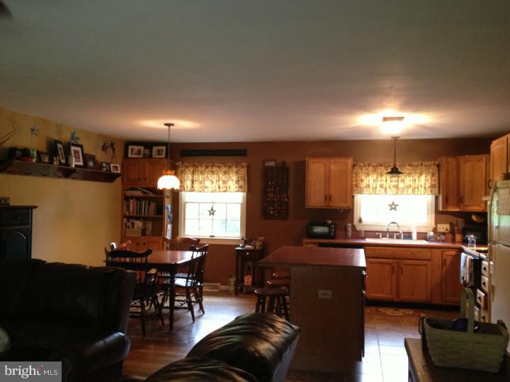 3207 Hillegass Road Pennsburg, PA 18073 - Photo 5 of 15