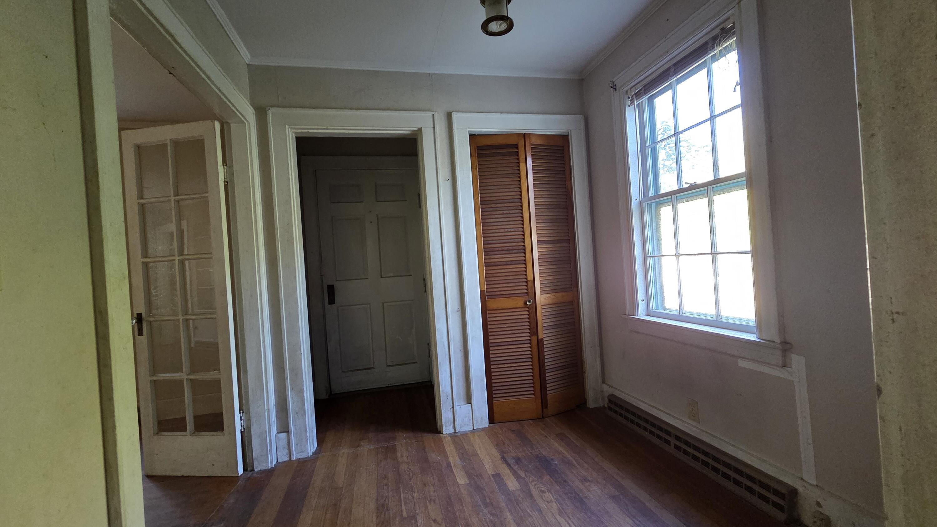 195 River Road Bucksport, ME 04416 - Photo 18 of 32 Foyer