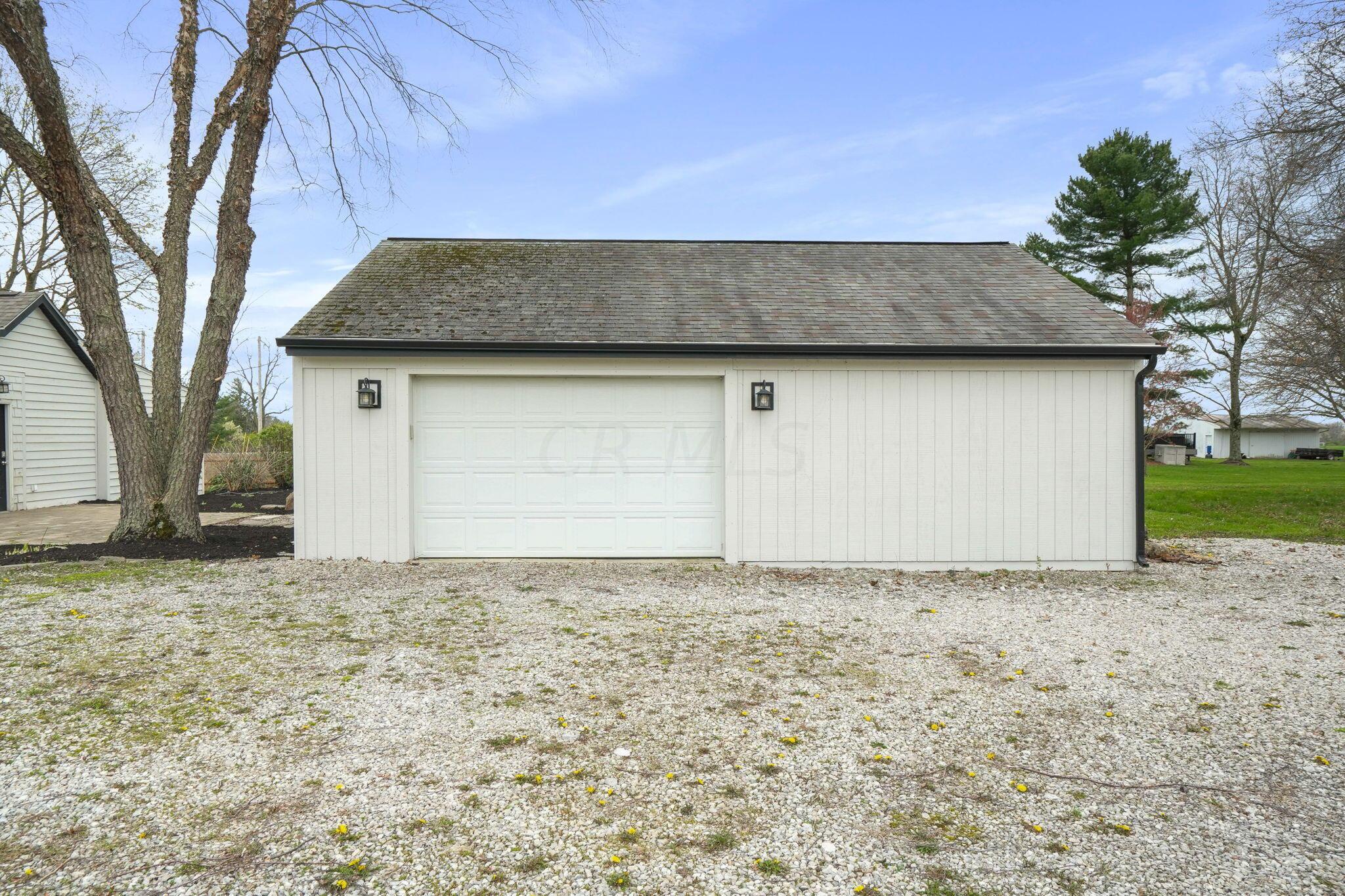 5744 N Road Lewis Center, OH 43035 - Photo 35 of 41 36-web-or-mls-DSC05684