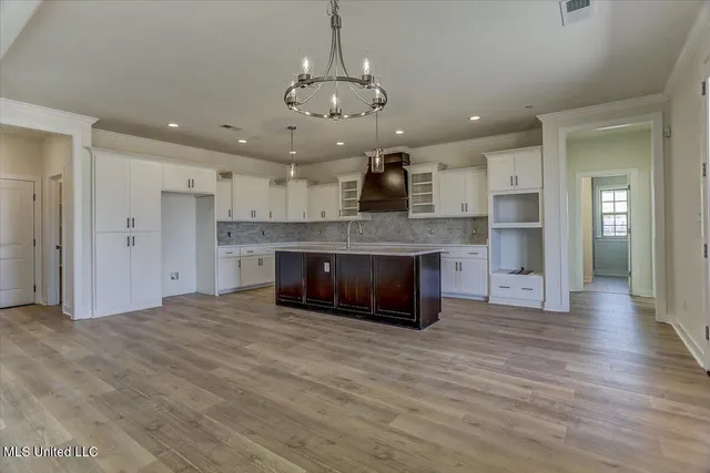 $623,750 | 1593 Tributary Drive, Hernando, MS 38632