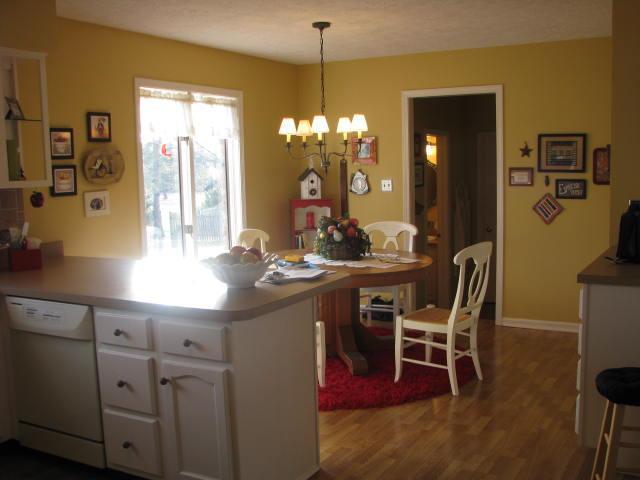 12730 Wembly Road Carmel, IN 46033 - Photo 3 of 12 Gallery Image 3