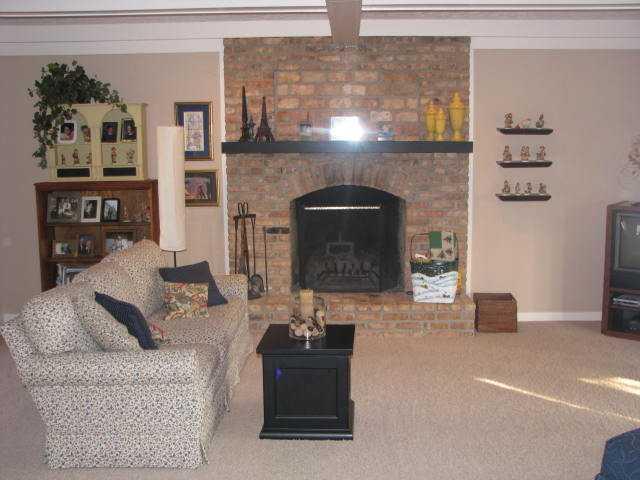 12730 Wembly Road Carmel, IN 46033 - Photo 8 of 12 Gallery Image 8
