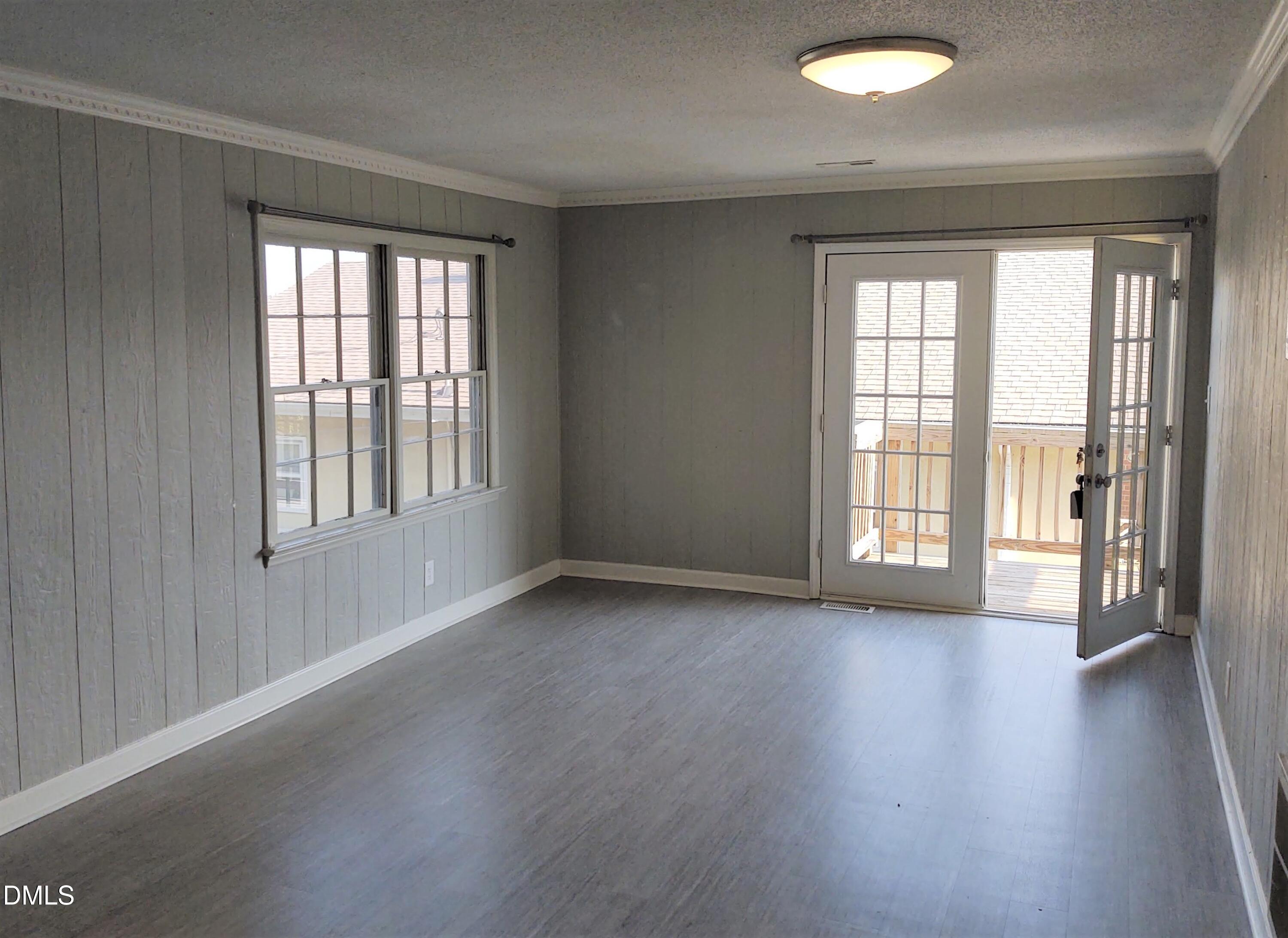 15 North Fisher Street, Unit B Raleigh, NC 27610 - Photo 3 of 10 2022 LR