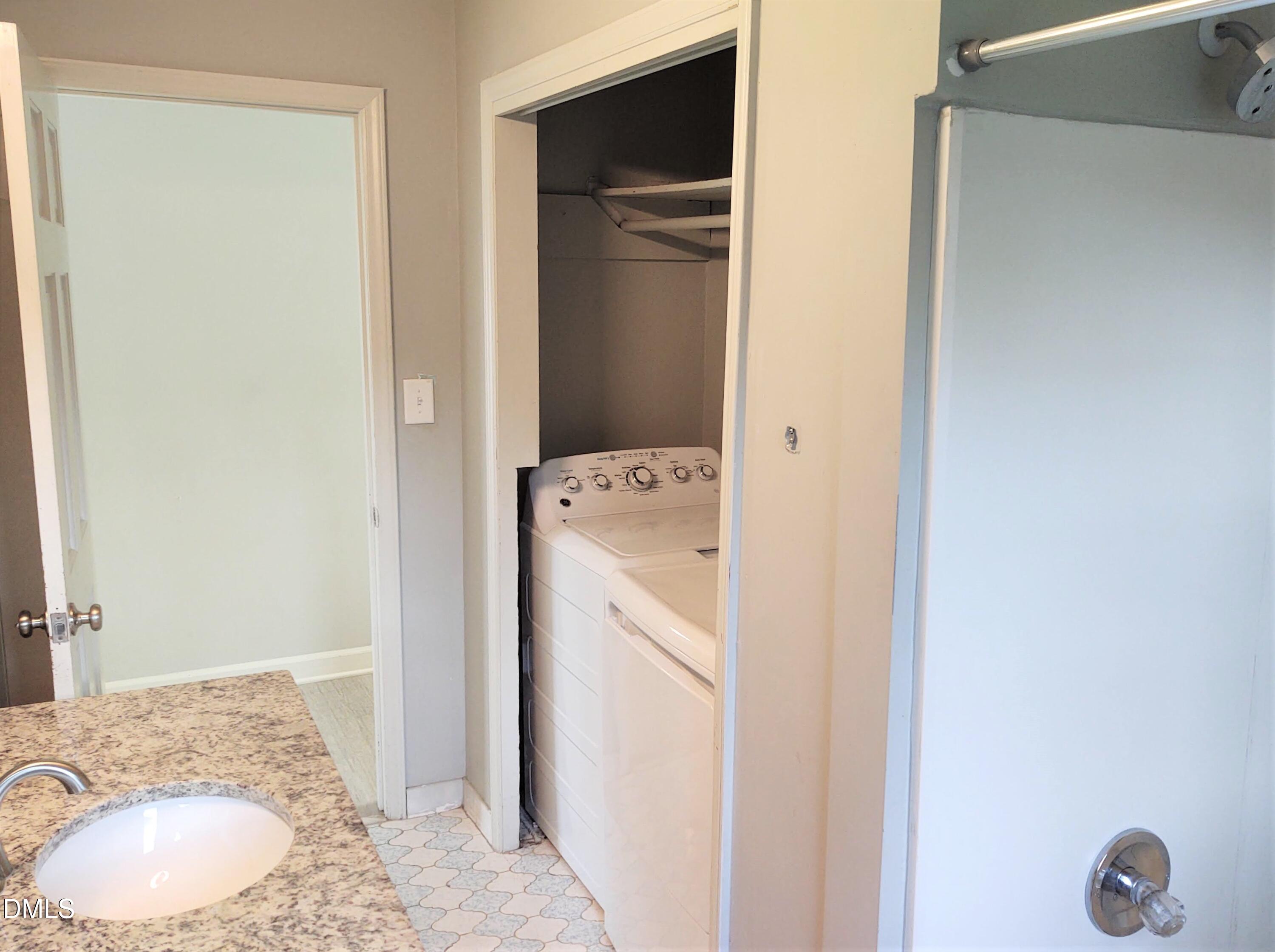 15 North Fisher Street, Unit B Raleigh, NC 27610 - Photo 7 of 10 2022 BA-2