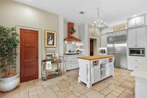 $1,399,999 | 17501 Navigation Lane, Lago Vista, TX 78645