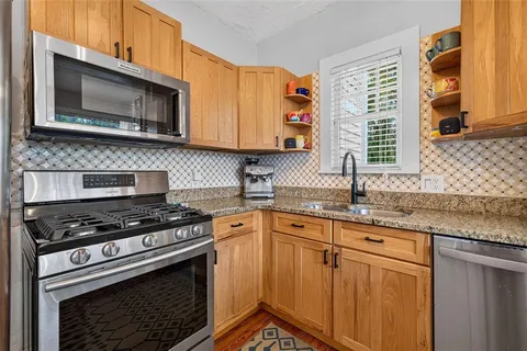 $1,100,000 | 775 28th Avenue North, St. Petersburg, FL 33704