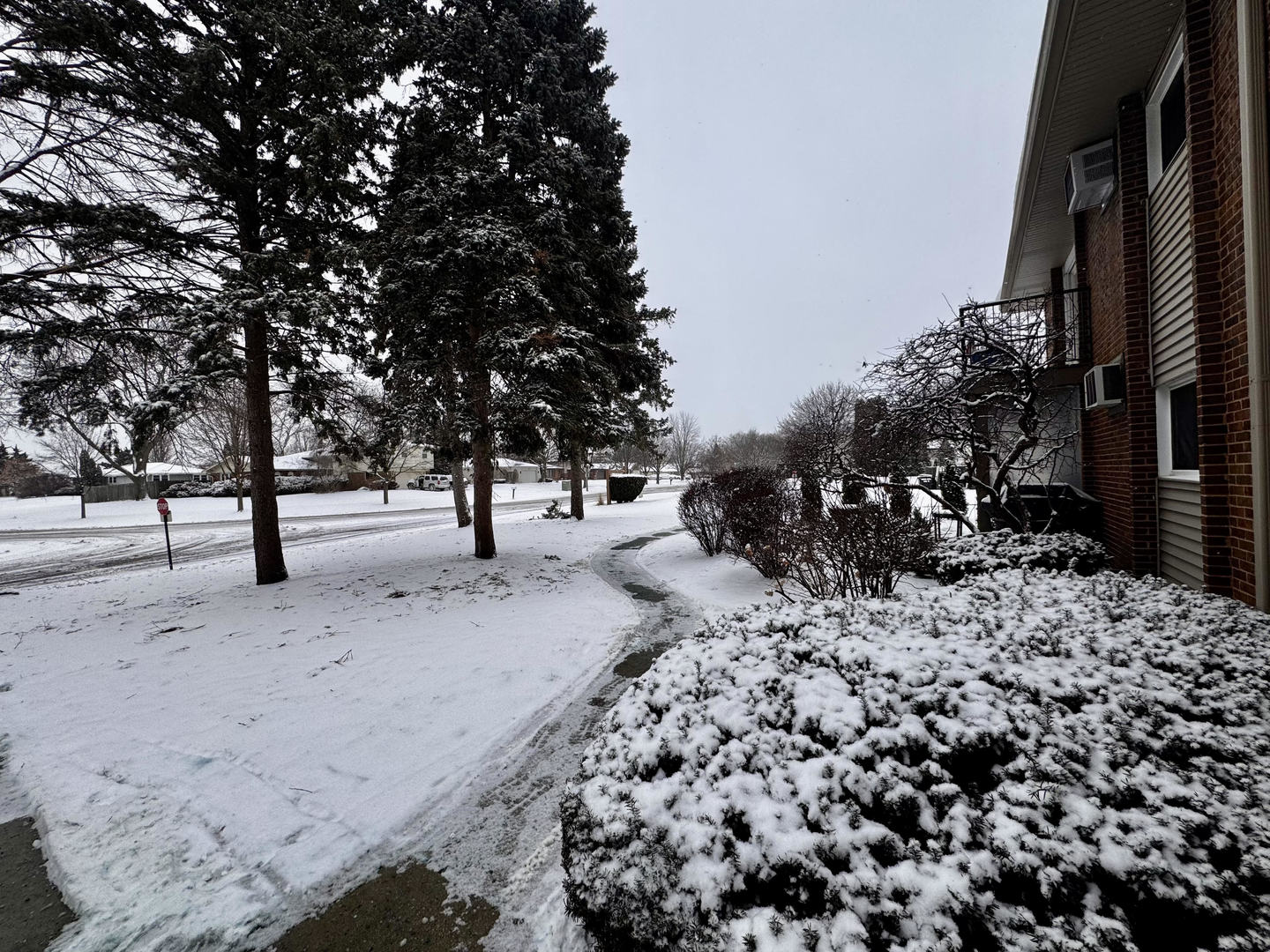 2300 Old Tavern Road, Unit 205 Lisle, IL 60532 - Photo 3 of 13