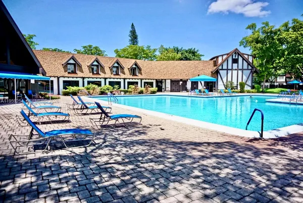 $1,399 | 3740 Inverrary Drive, Unit 2N, Lauderhill, FL 33319