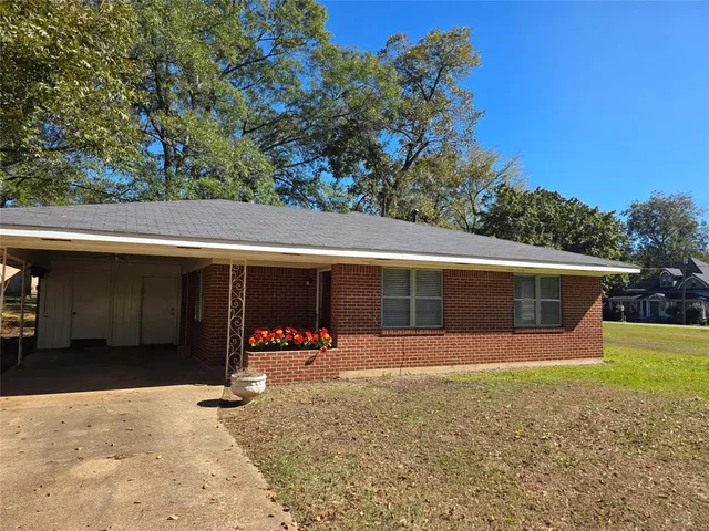 $124,900 | 103 North Magnolia Street, Plain Dealing, LA 71064