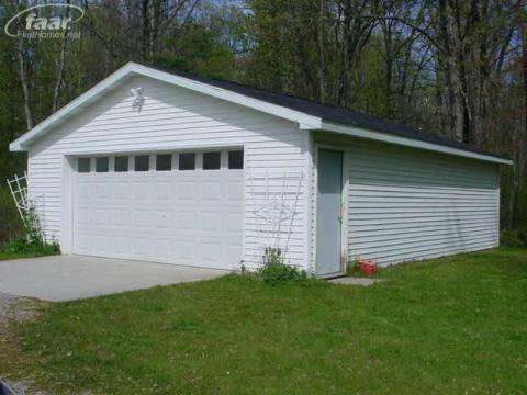 8428 North Lewis Road Mount Morris, MI 48458 - Photo 2 of 17 20132437-1.JPG