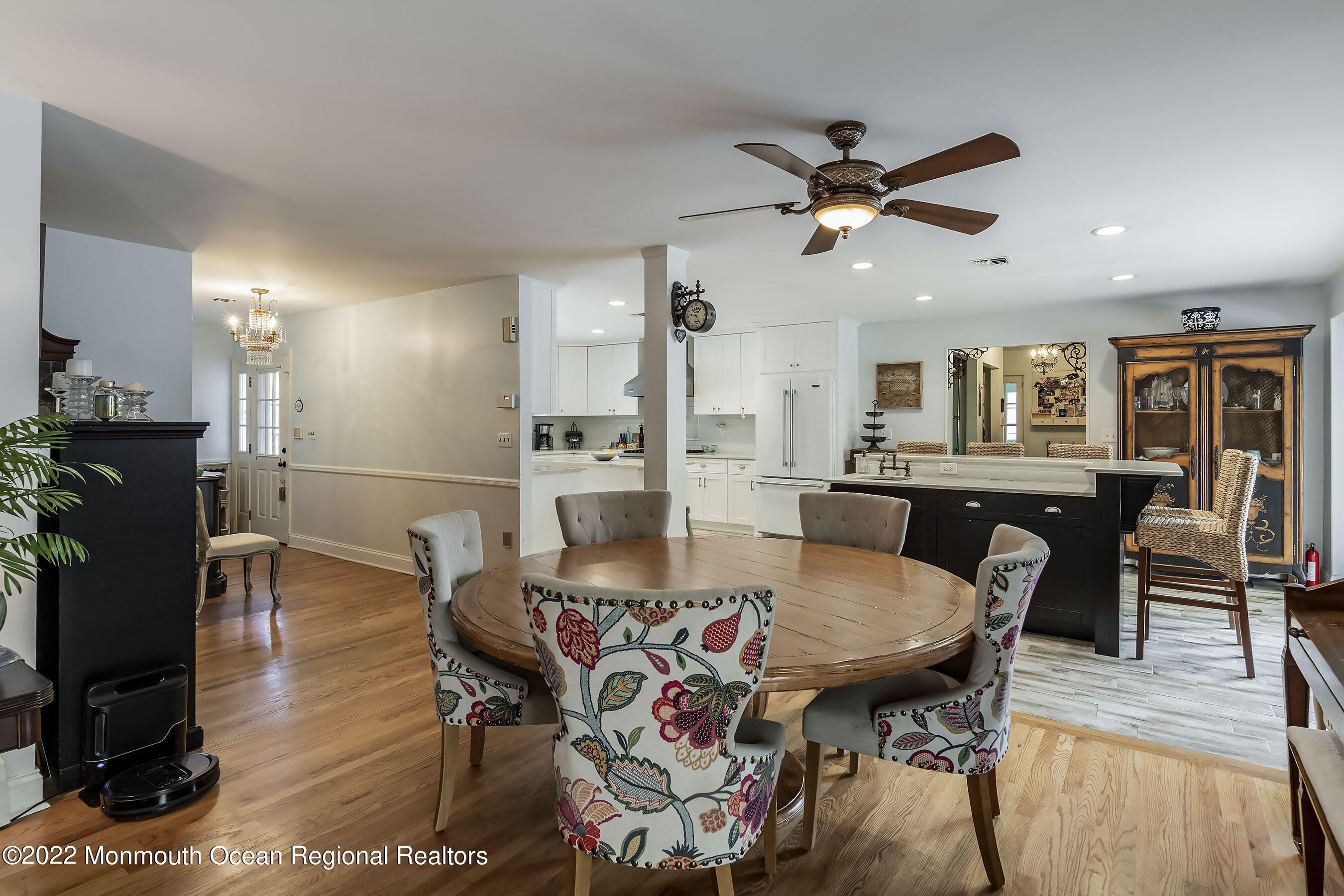 9 Lawrence Drive Brick, NJ 08724 - Photo 11 of 39 DiningKitchen