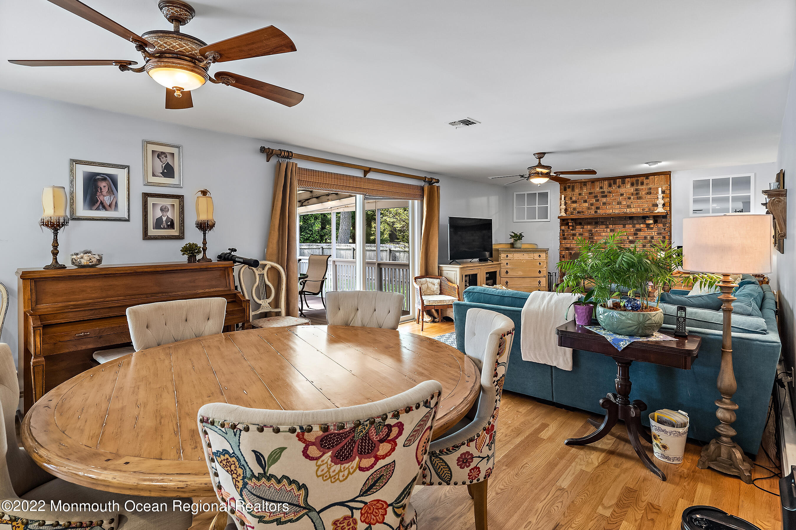 9 Lawrence Drive Brick, NJ 08724 - Photo 12 of 39 Living