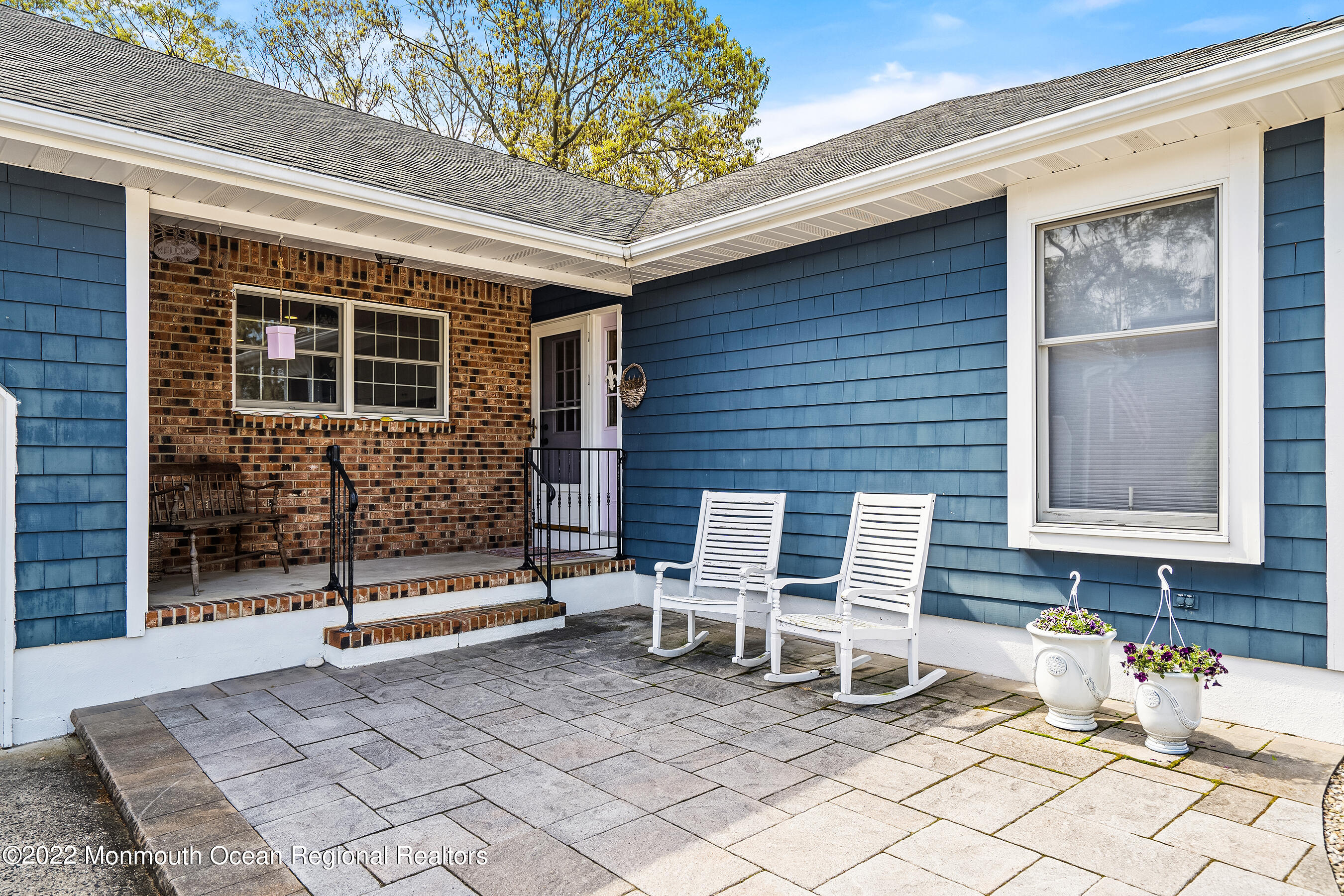 9 Lawrence Drive Brick, NJ 08724 - Photo 2 of 39 Front Porch