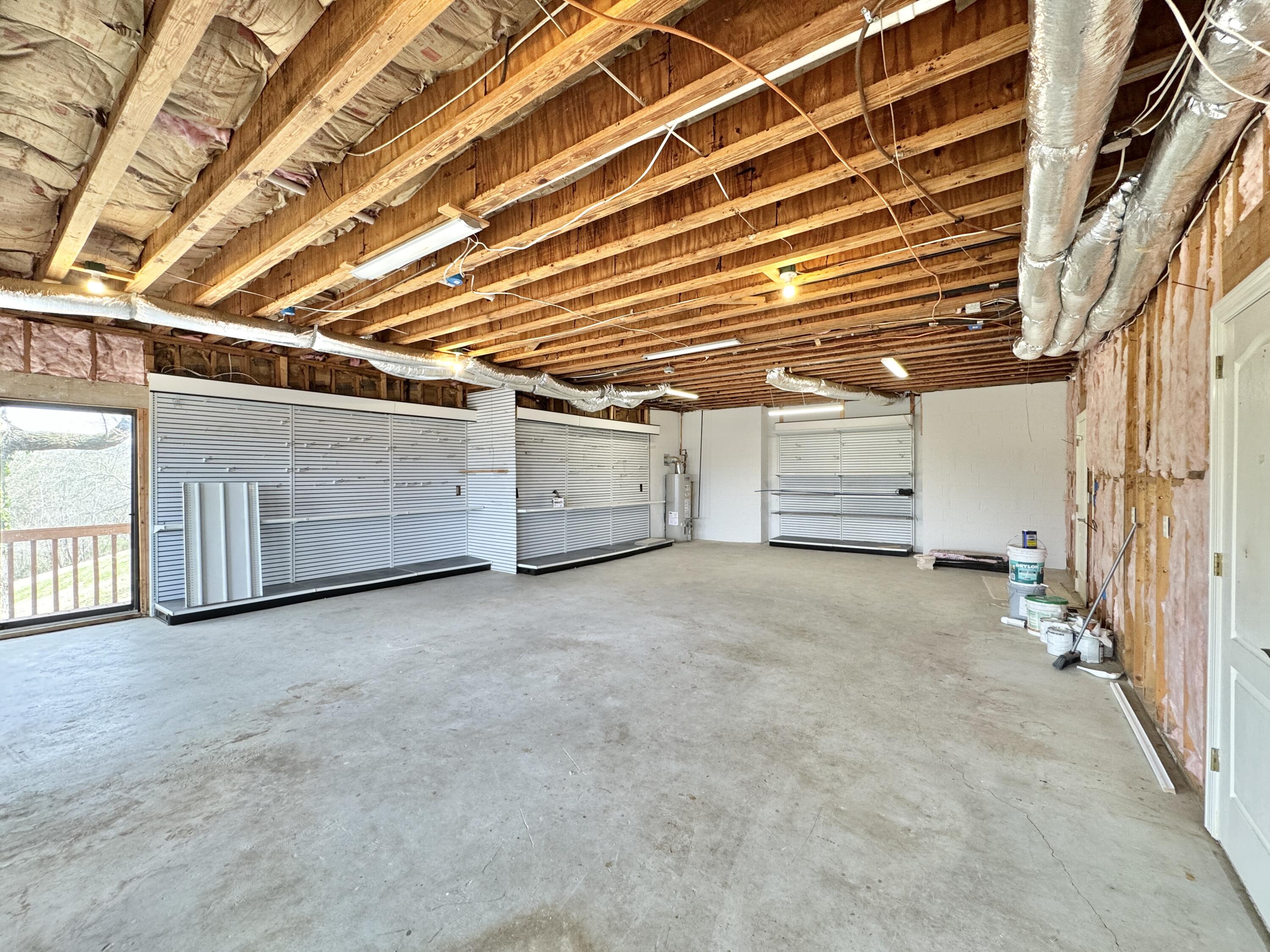 5703 Laurel Ridge Road Chattanooga, TN 37416 - Photo 60 of 67 Workshop