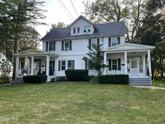 $499,900 | 7-9 Snowden Avenue, Bethlehem, NY 12054