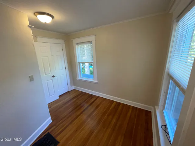 $499,900 | 7-9 Snowden Avenue, Bethlehem, NY 12054