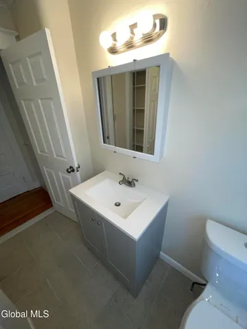 $499,900 | 7-9 Snowden Avenue, Bethlehem, NY 12054