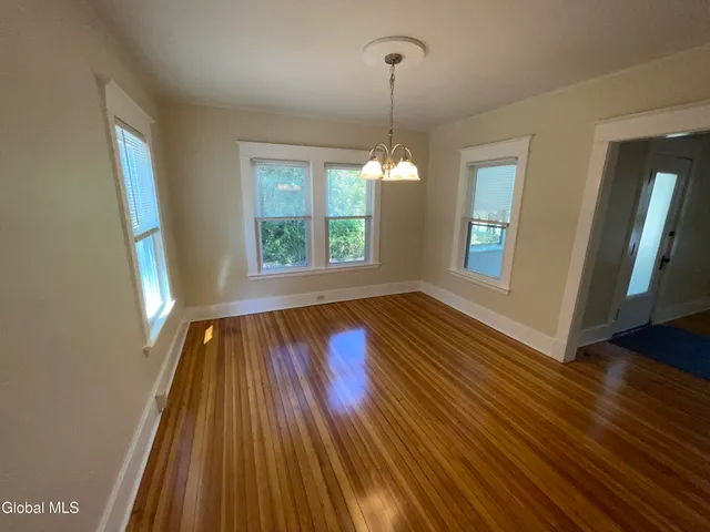 $499,900 | 7-9 Snowden Avenue, Bethlehem, NY 12054