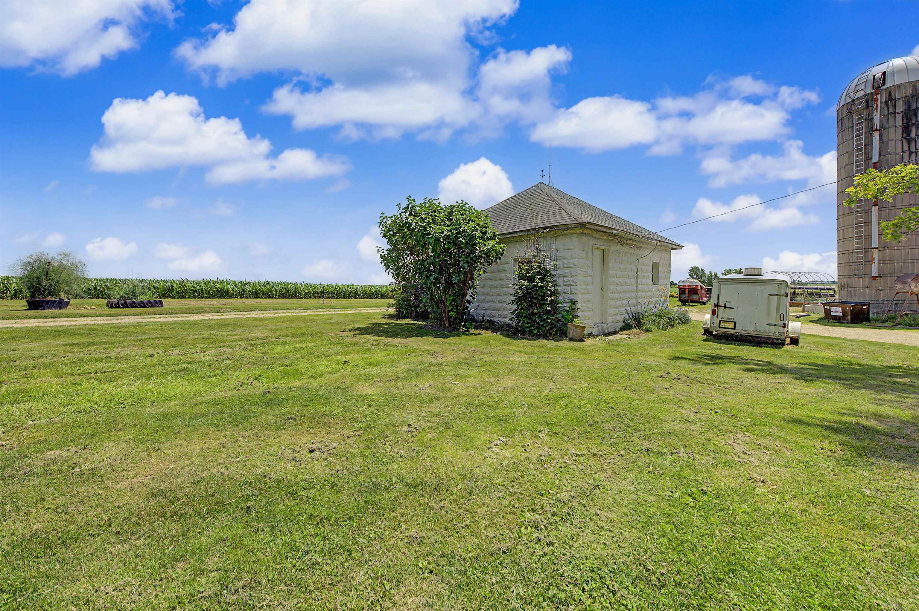 3139 East McConnell Road Dakota, IL 61018 - Photo 13 of 43