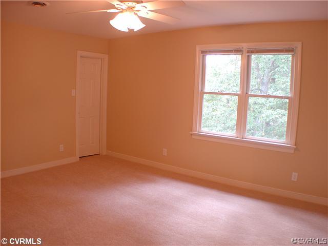 2520 Rochester Court Midlothian, VA 23113 - Photo 9 of 12 Guest Suite - Guest Bedroom with walk-in closet an