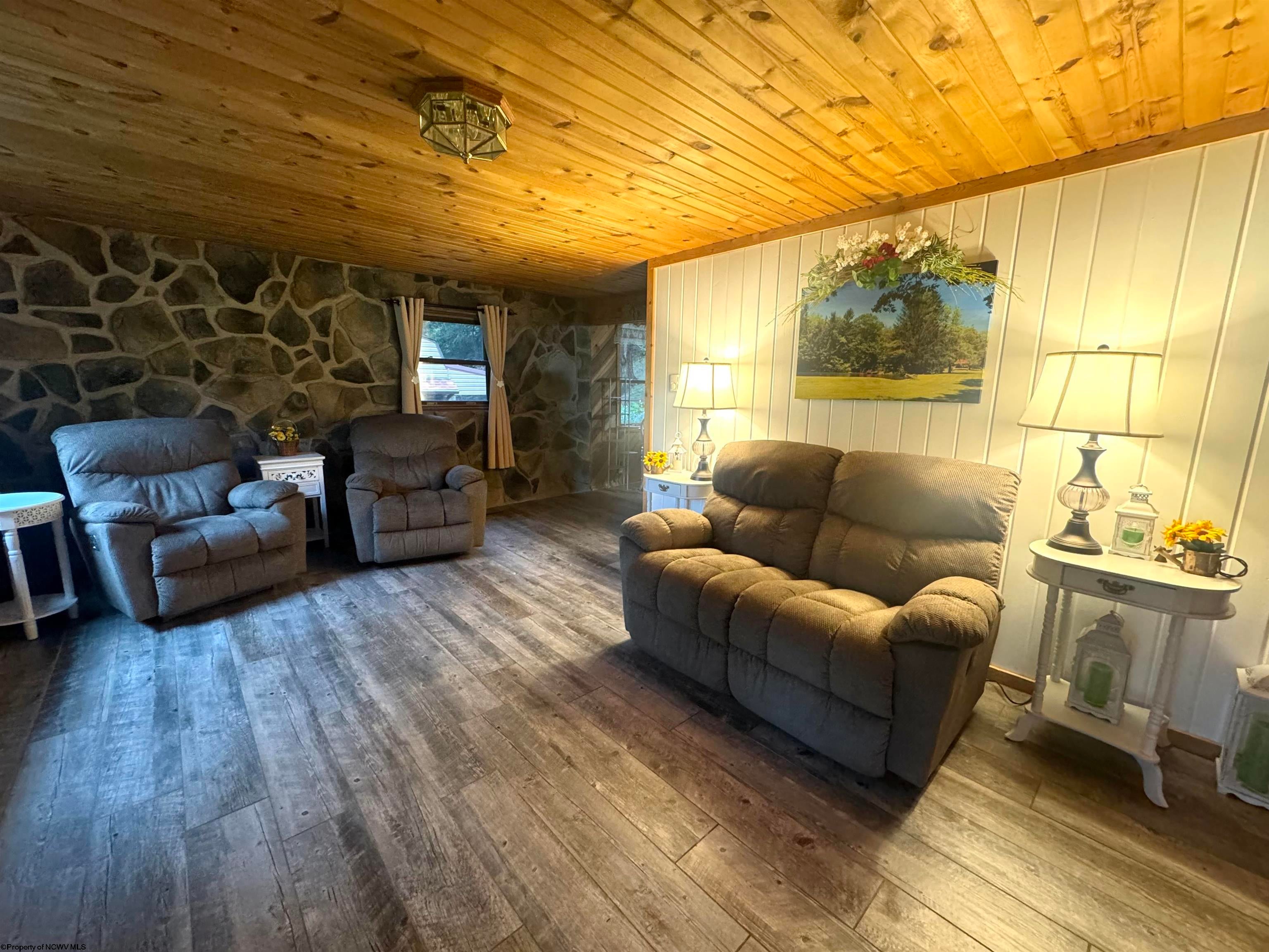 6289 Cranesville Road Terra Alta, WV 26764 - Photo 9 of 49 Gallery Image 9