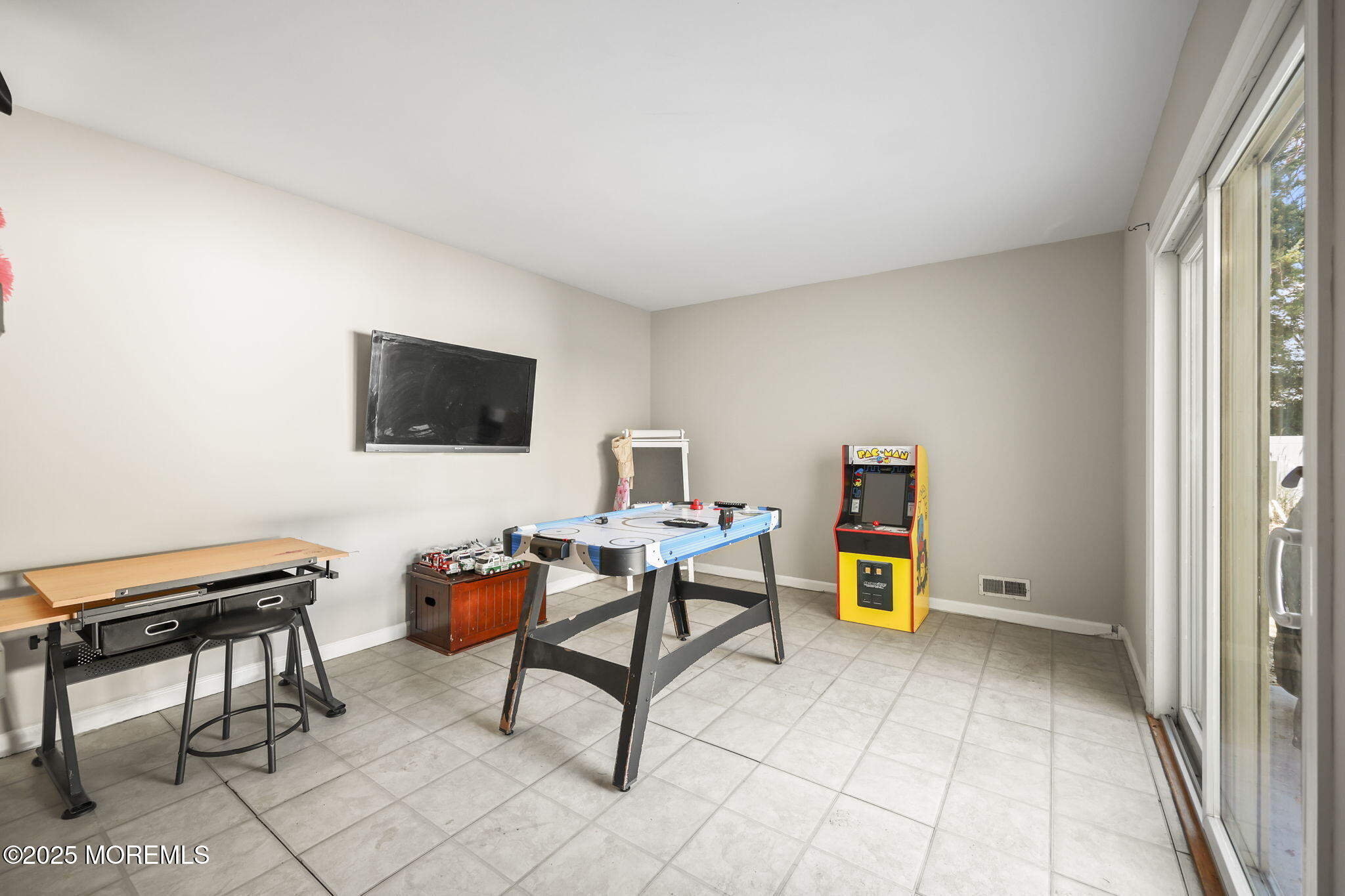 99 Glenarden Drive Howell, NJ 07731 - Photo 18 of 37 a workspace with furniture and a window