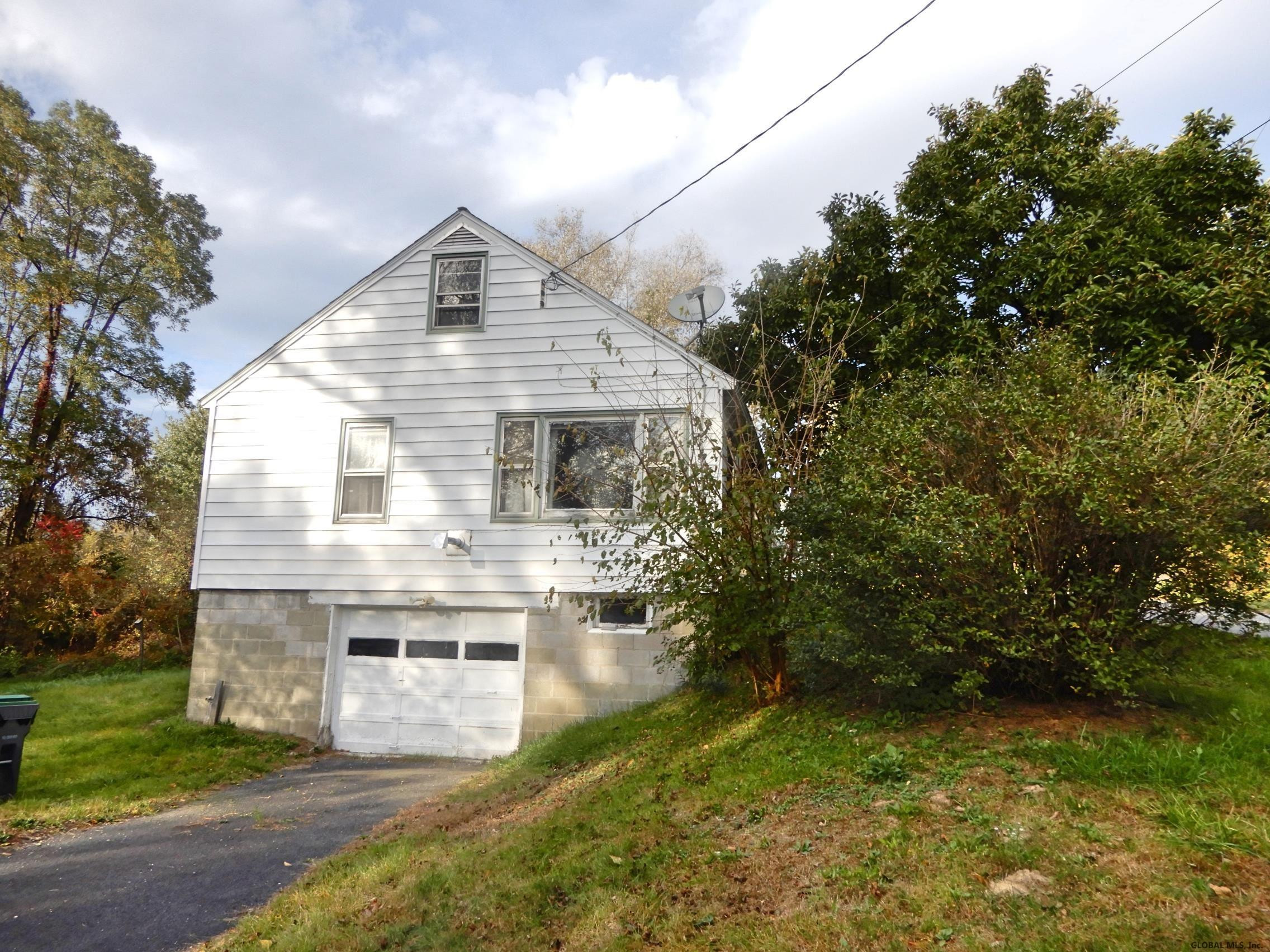 107 Haughney Road Troy, NY 12182 - Photo 14 of 15 Photo 14