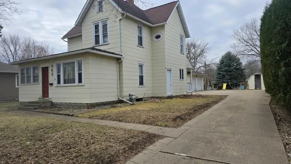 $139,900 | 842 South Prairie Avenue, Fairmont, MN 56031