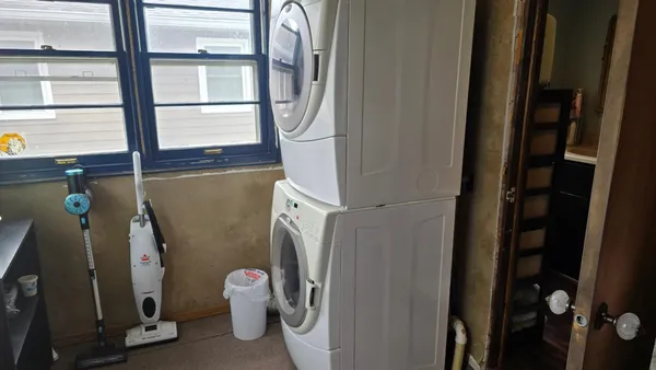 $139,900 | 842 South Prairie Avenue, Fairmont, MN 56031