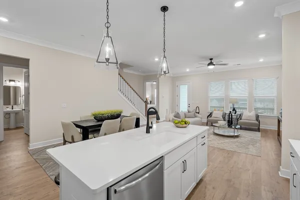 $674,990 | 460 Buckwood Avenue West, Thompson's Station, TN 37179