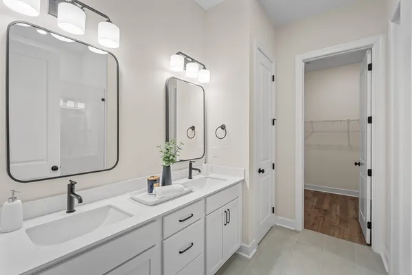 $674,990 | 460 Buckwood Avenue West, Thompson's Station, TN 37179