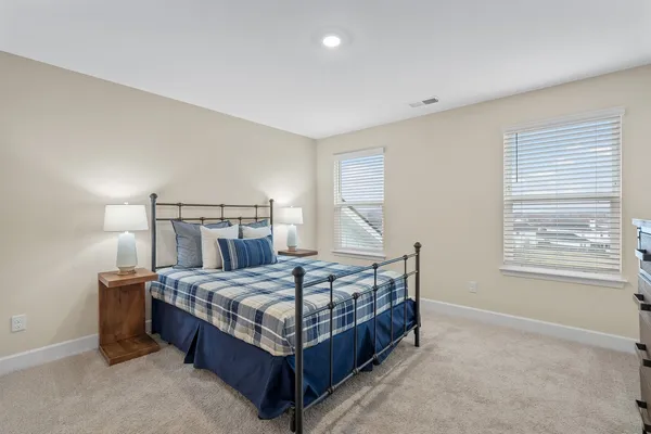 $674,990 | 460 Buckwood Avenue West, Thompson's Station, TN 37179