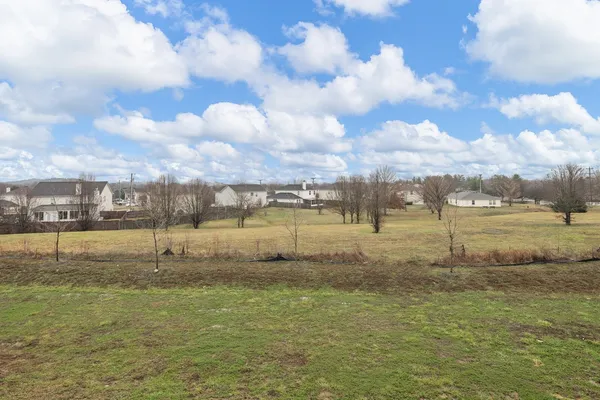 $674,990 | 460 Buckwood Avenue West, Thompson's Station, TN 37179