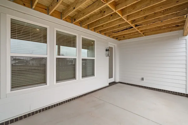 $674,990 | 460 Buckwood Avenue West, Thompson's Station, TN 37179