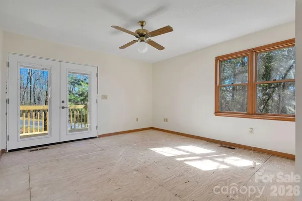 $475,000 | 416 Kanasgowa Drive, Brevard, NC 28712