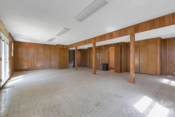 $475,000 | 416 Kanasgowa Drive, Brevard, NC 28712