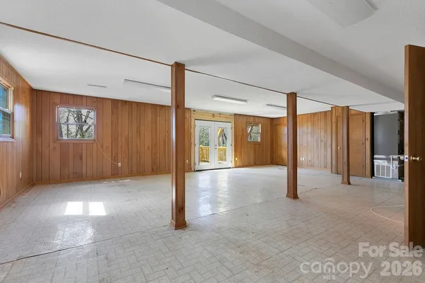 $475,000 | 416 Kanasgowa Drive, Brevard, NC 28712